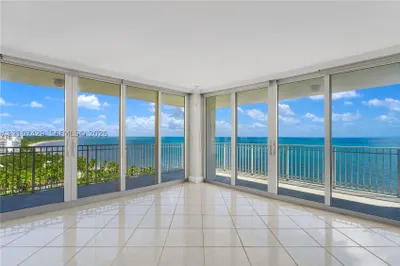 881 Ocean Dr #13H 1