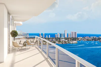 220 Lake Shore Drive #N-1806 1