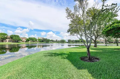 3505 Lakeside Drive 1