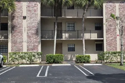 3361 NW 85th Ave #305 1