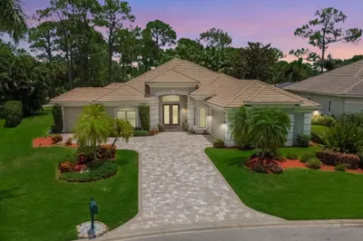 8060 Kiawah Trace 1
