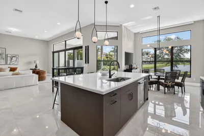 17358 Santaluce Manor 1