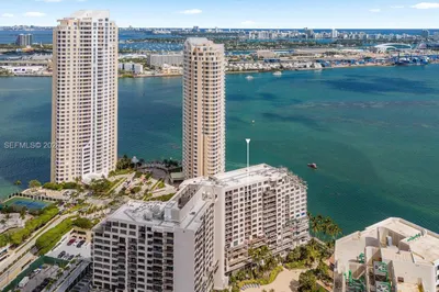 540 Brickell Key Dr #1519 1