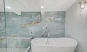 925 SW Rustic Circle Photo