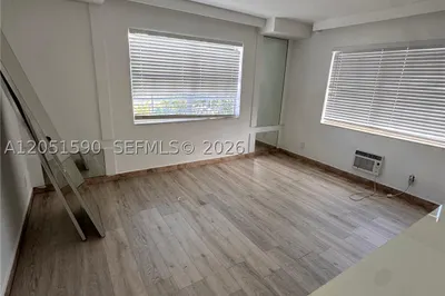 7800 Byron Ave 1