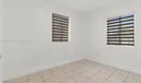 33 E 60th St #B Photo