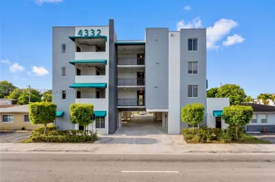 4332 W Flagler #203 1