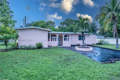 918 NW 13th Ct 1