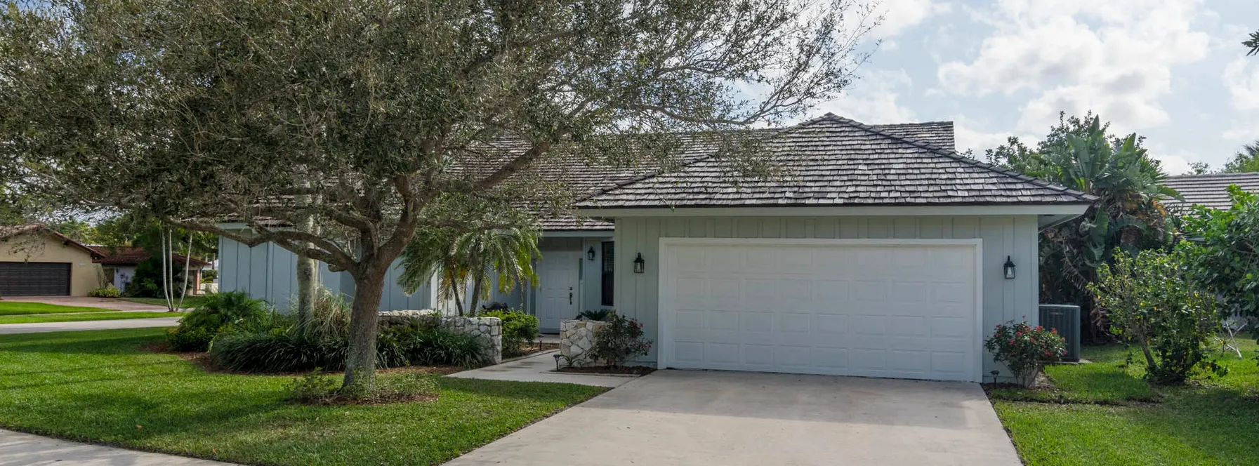 TANTALIZING IN TEQUESTA PINES!