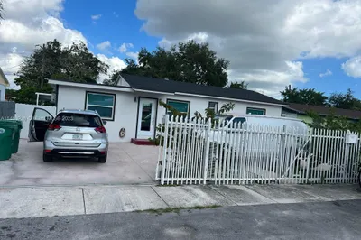 1935 NW 84th St 1