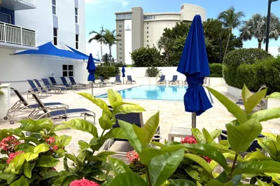 3000 E SUNRISE Boulevard #12E 1