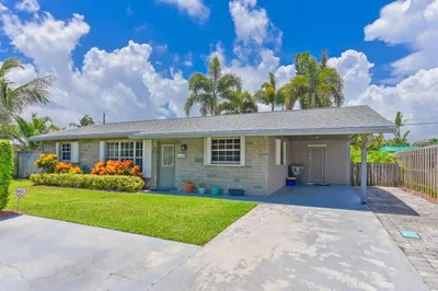 18625 Loxahatchee River Road 1