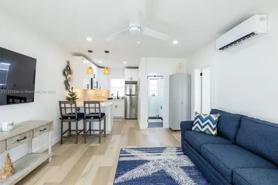 311 Liberty St #7 1