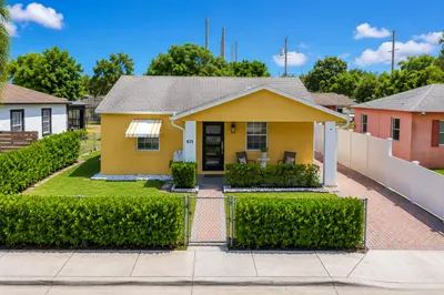 625 W 2nd Street 1