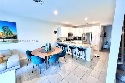 10935 SW 233rd St 0 1