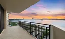 5460 N Ocean Drive #15c Photo