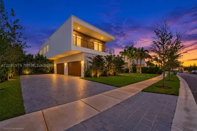 16629 Botaniko Dr 1