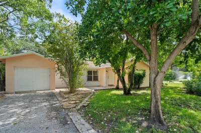 301 NW 21st 1
