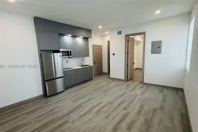 768 NW 2nd St #7 1