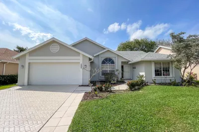 252 Moccasin Trail W 1
