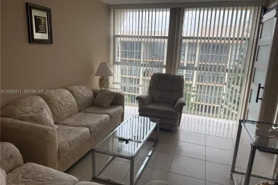851 Three Islands Blvd #511 1