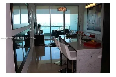 900 Biscayne Blvd #4207 1