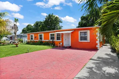 1660 NW 135th St 1