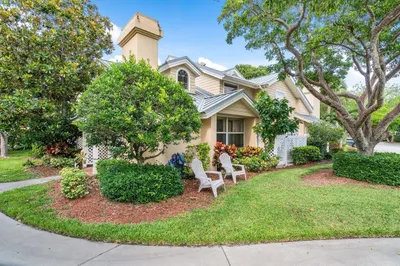 302 Andover Court 1