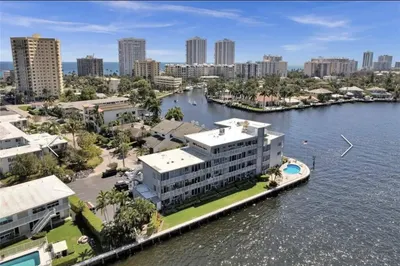 1201 S Riverside Drive #208 1