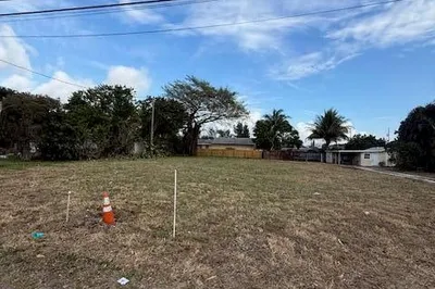 Front of Lot
