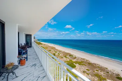 2600 S Ocean Boulevard #11f 1