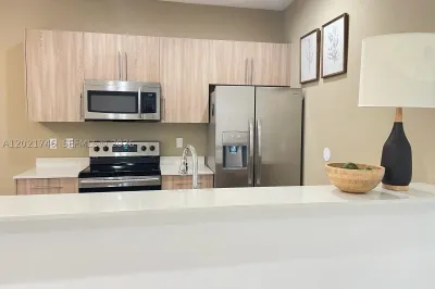 170 SE 7th Way #170 1