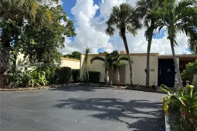 6924 Crown Gate Dr #6924 1