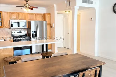 3725 S Ocean Dr #521 1