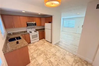 2826 Van Buren St #2 1