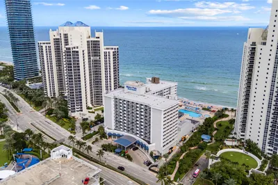 19201 Collins Ave #349 1