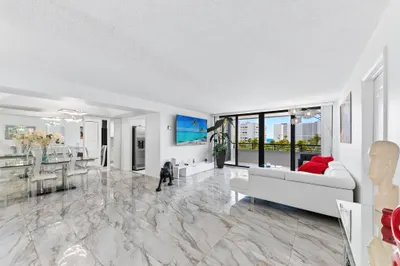3589 S Ocean Boulevard #403 1
