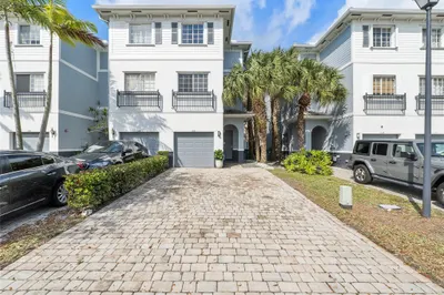 1431 NW 36th Way #1431 1