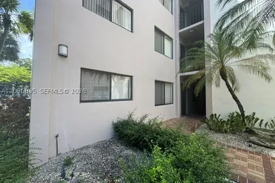 8760 SW 133rd Ave Rd #107 1