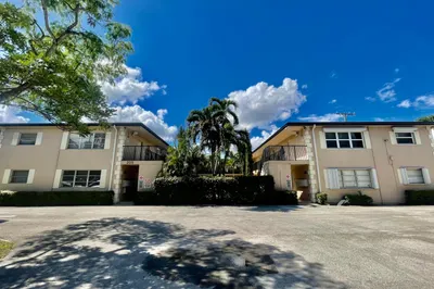 205 NE 3rd Street #110 1