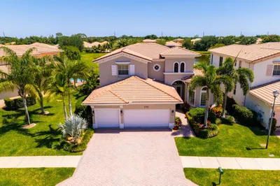 2785 Grand Isle Way Sw 1