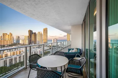 330 Sunny Isles Blvd #5-2403 1
