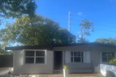 535 NW 127th Street 1