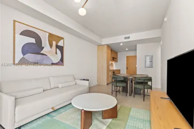 11 NE 6 ST #3213 1