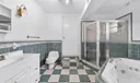 300 E 43rd St Photo