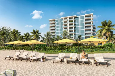 305 Briny Avenue #805 1