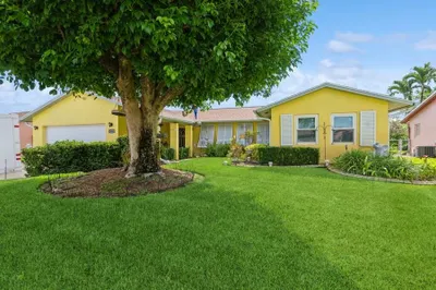 4BR/2BA/2CG Pool Home