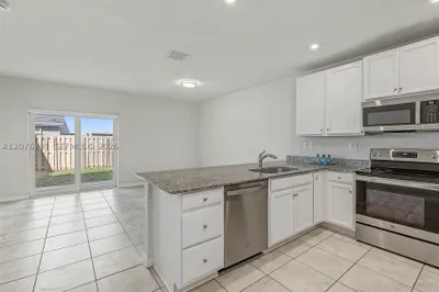 446 NW 11th Ave #446 1