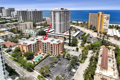 400 N Riverside Dr #303 1