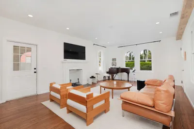 306 Marlborough Place 1